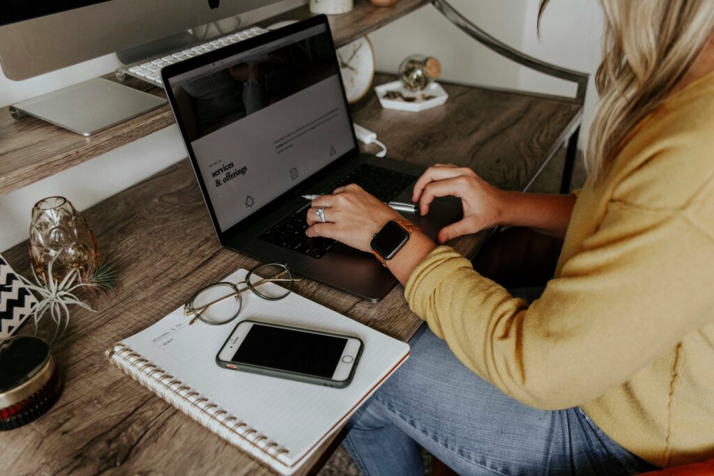 Hello World Featured Image